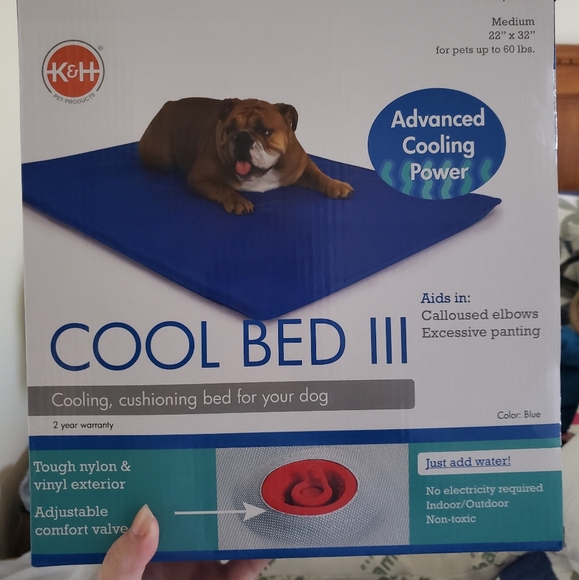K&H Dog Cooling Bed - Picture 5 of 6